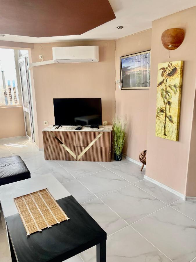 וארנה Sea View / Sea Garden Maisonette מראה חיצוני תמונה