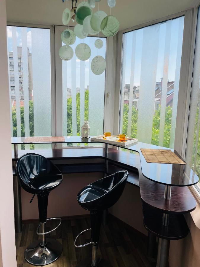וארנה Sea View / Sea Garden Maisonette מראה חיצוני תמונה
